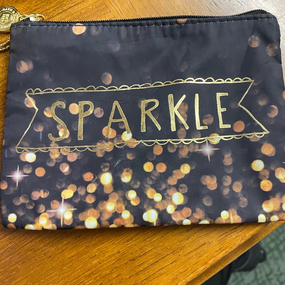 Handbags - New Cute Sparkle lil Bag